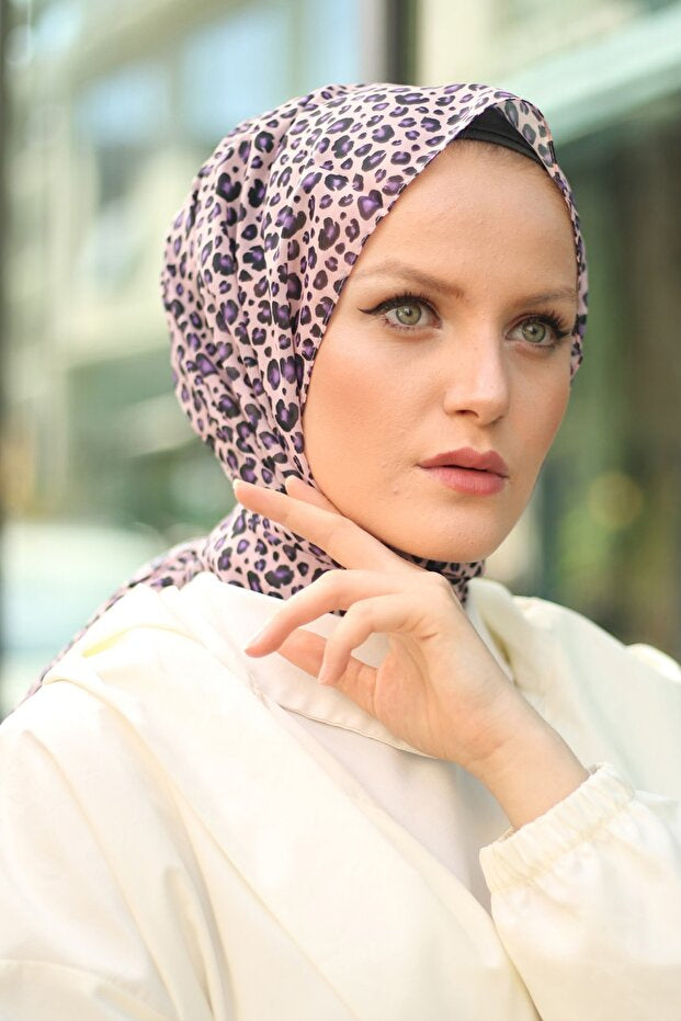 Sciarpa in Chiffon con Stampa Leopardo - Rosa Polvere