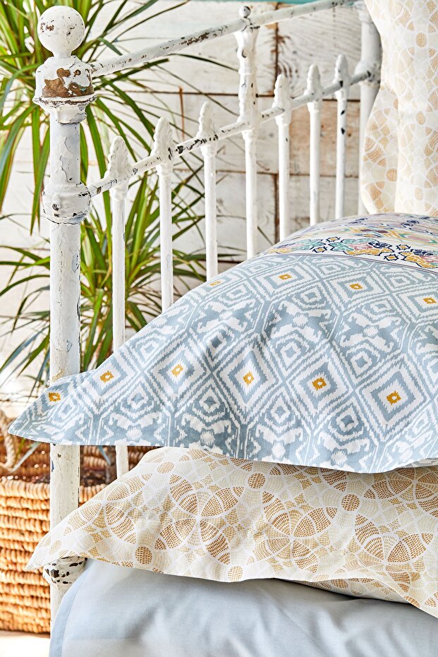 Milo Blue Double Winter Bedding Set - 5 Pieces