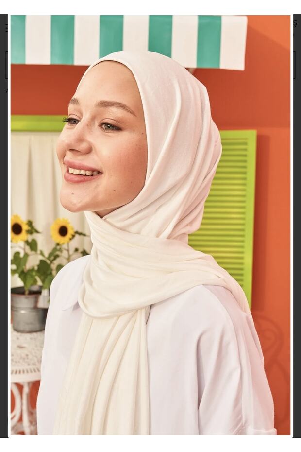 Italian Stitched Jersey Shawl - Soft & Versatile Ecru