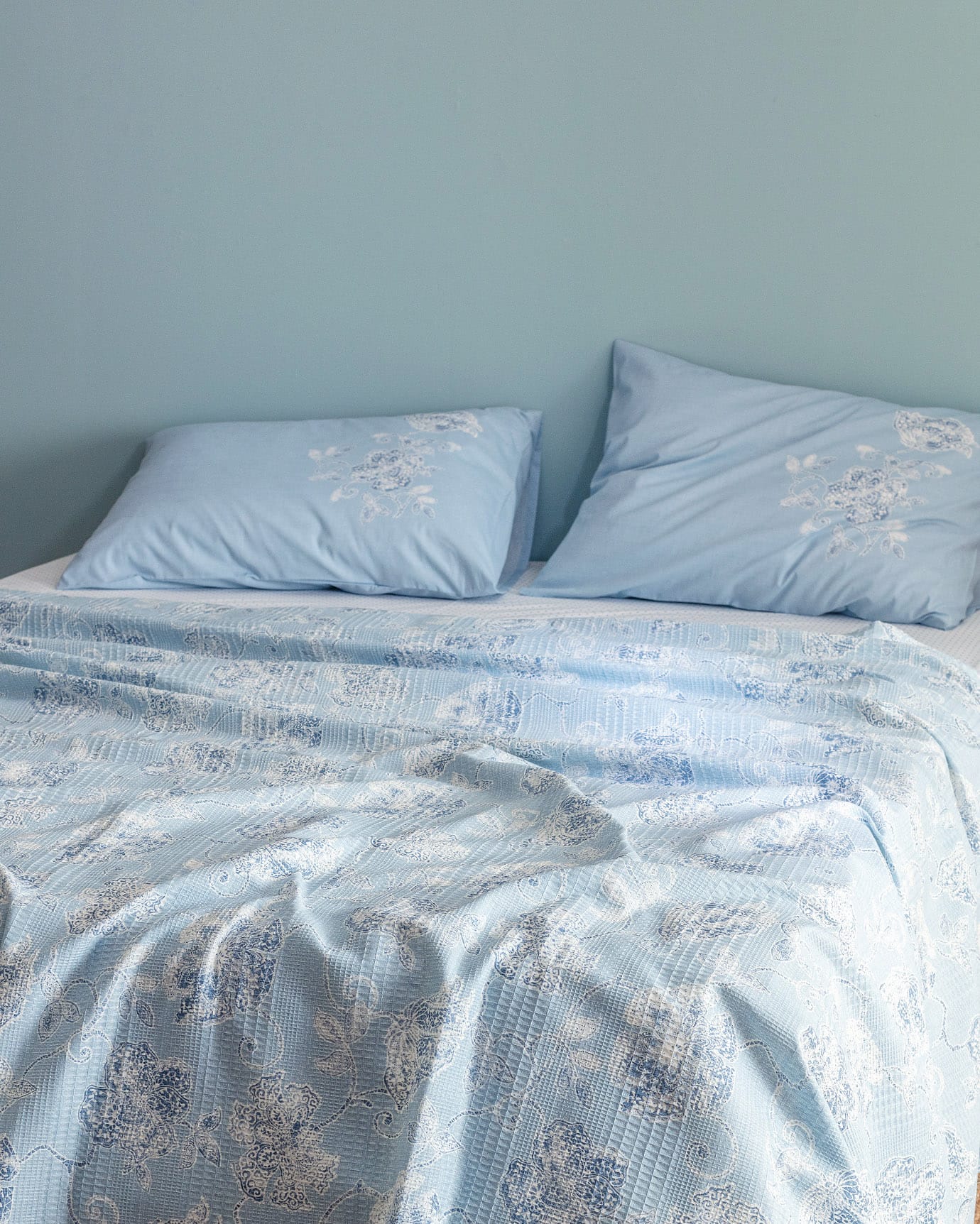 Berne Twin Size Printed Cotton Pique Bedding Set