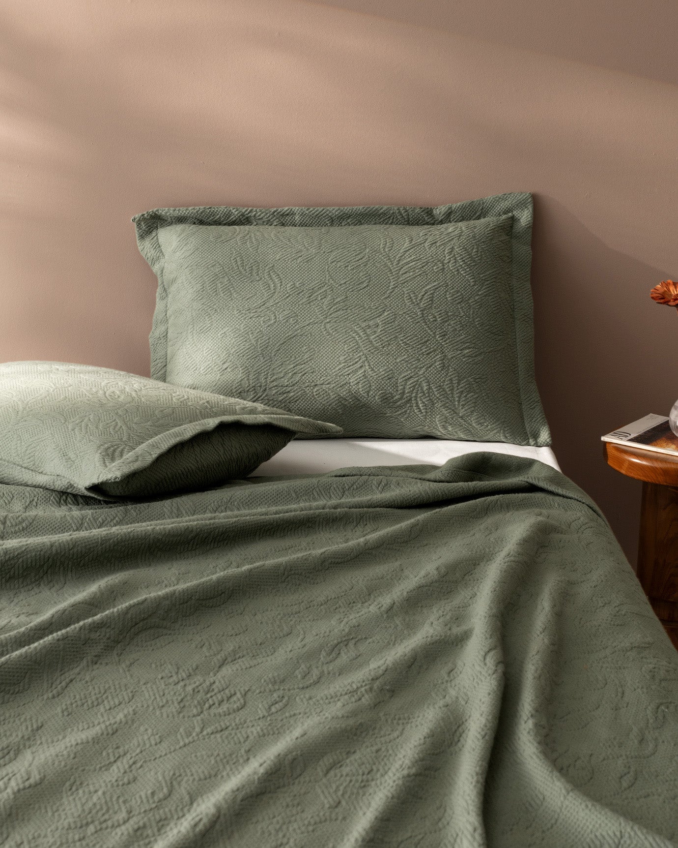 Esther Double Size 100% Cotton Quilted Bedspread - Soft & Breathable