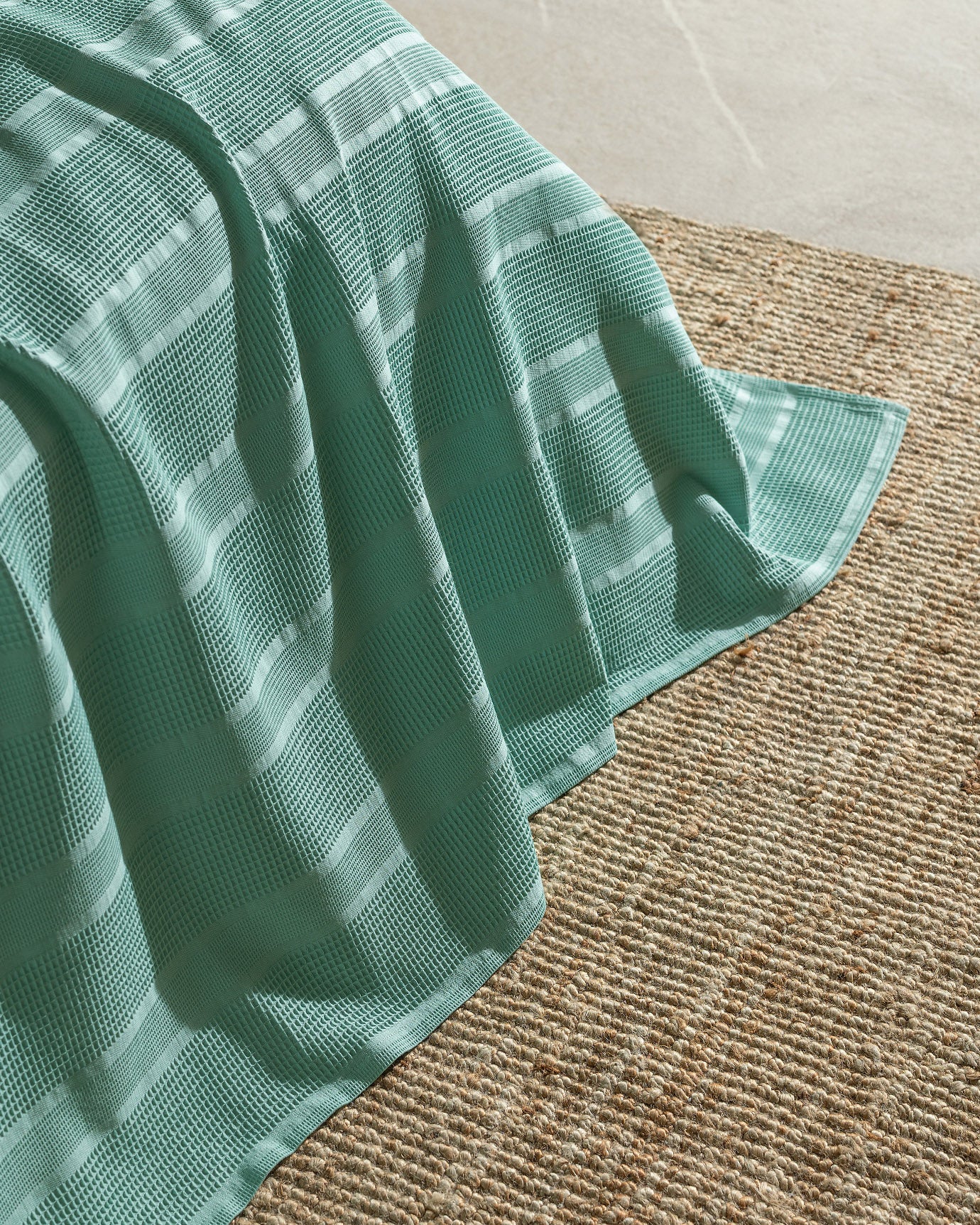 King Size 100% Cotton Pique Bedspread - Turquoise Waffle Weave Blanket