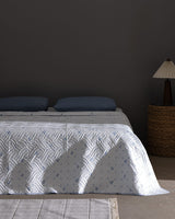 Luxury King Size Patterned Bedspread