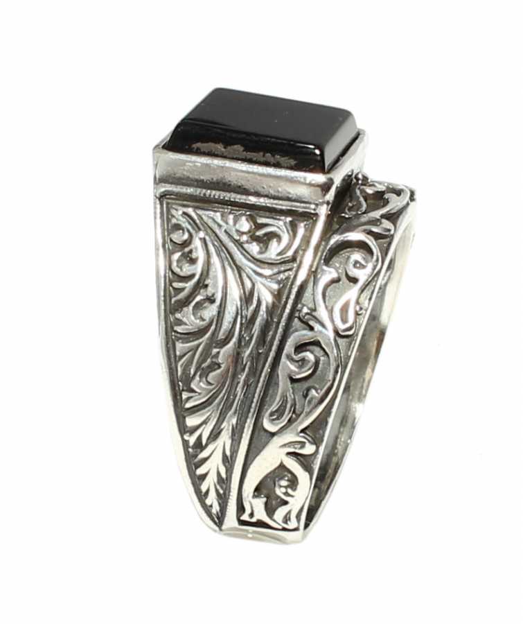 925 Sterling Silver Men's Ring with Square Onyx & Vine Pattern