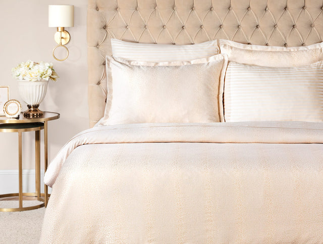 Auvergne Jacquard Satin King Size Bedding Set - Gold