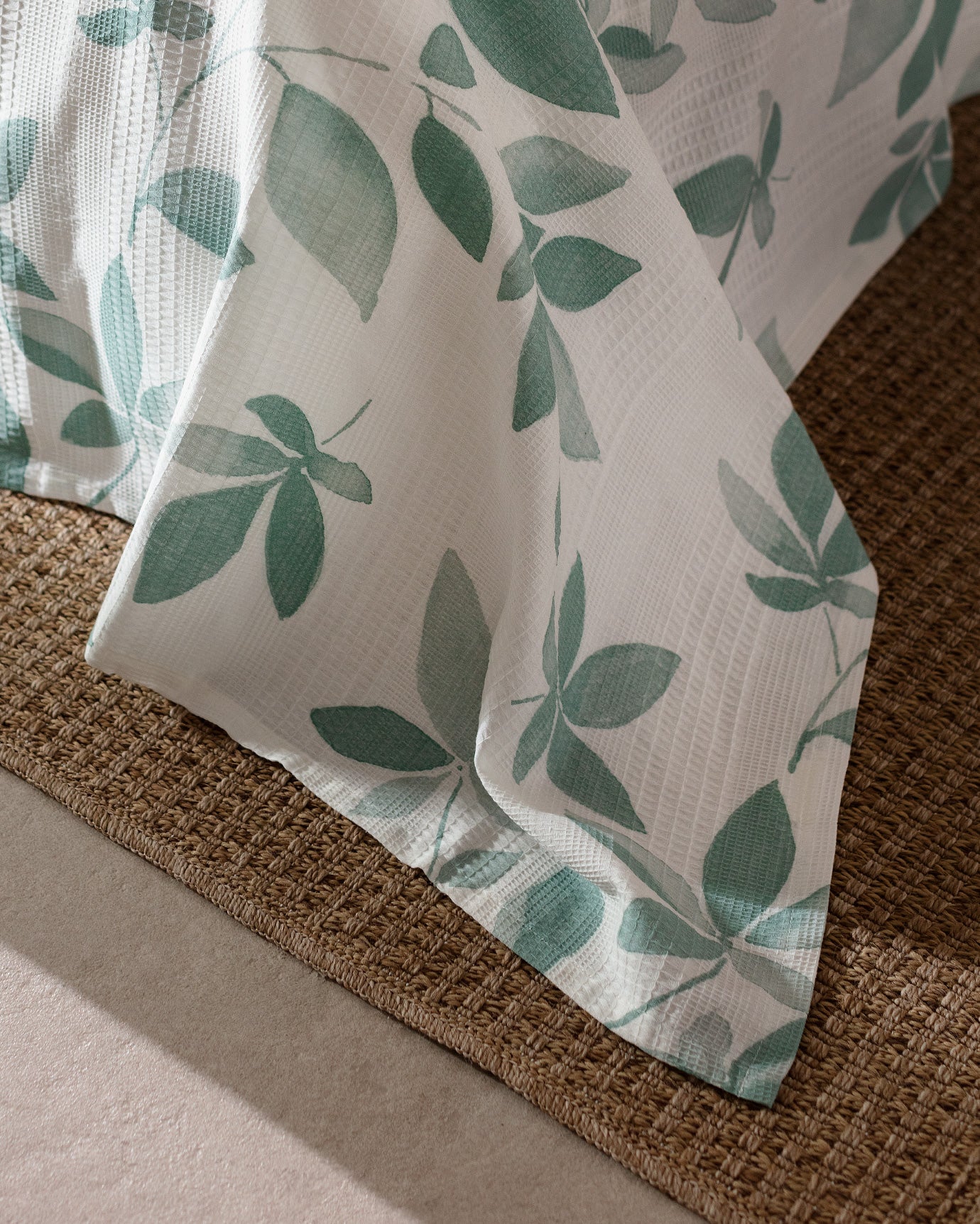 Verger Print Double Cotton Lightweight Pike Blanket