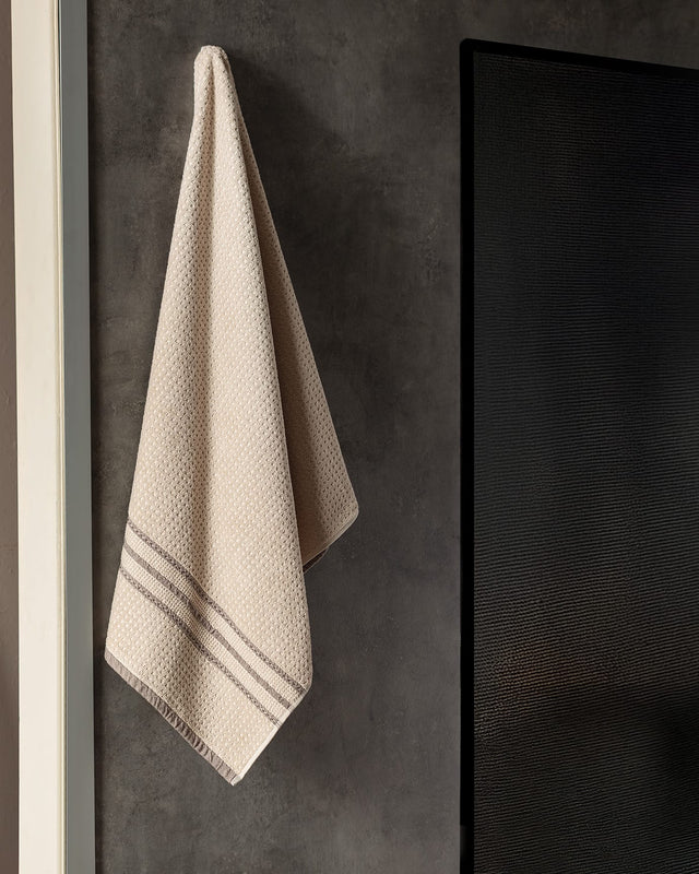 Alissa 100% Cotton Soft & Absorbent Bath Towel