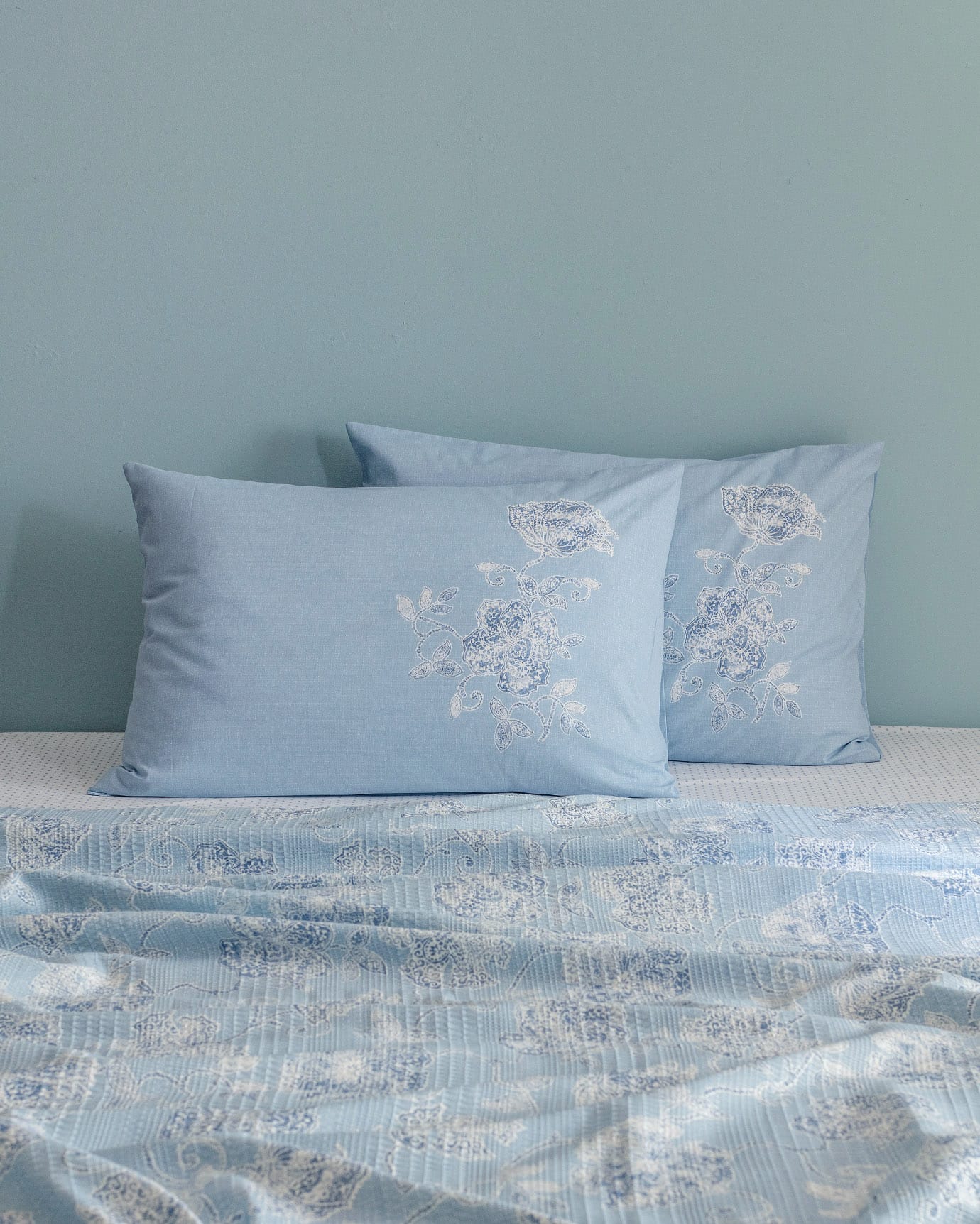 Berne Twin Size Printed Cotton Pique Bedding Set