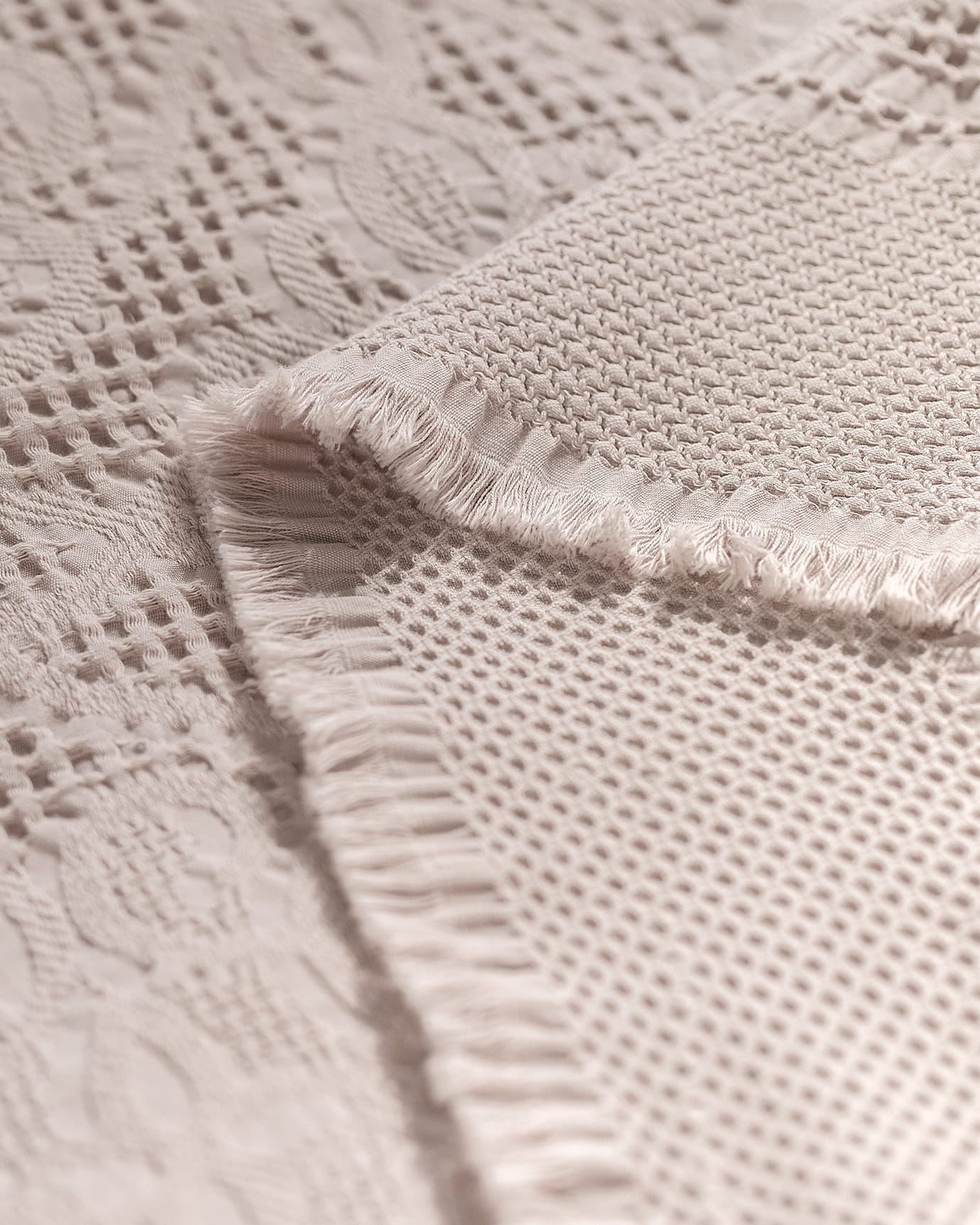 Carla Twin Bedspread Quilted Coverlet