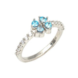 Bague délicate en argent sterling avec trèfle et zircon de couleur tanzanite