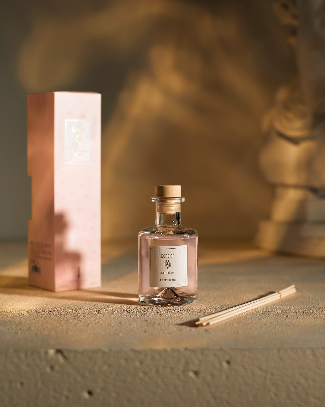 Elegant Glass Reed Diffuser - Cerisier Cherry Blossom & Vanilla