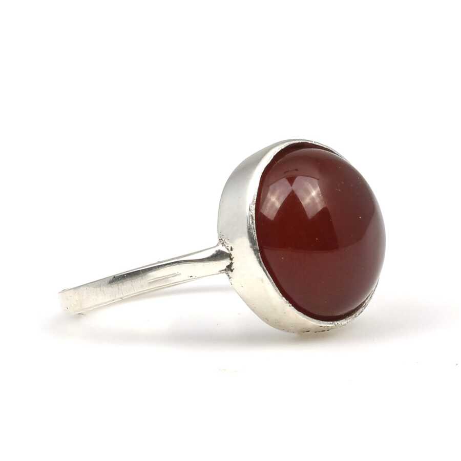 Sterling Silver Round Agate Ring - Elegant Solitaire