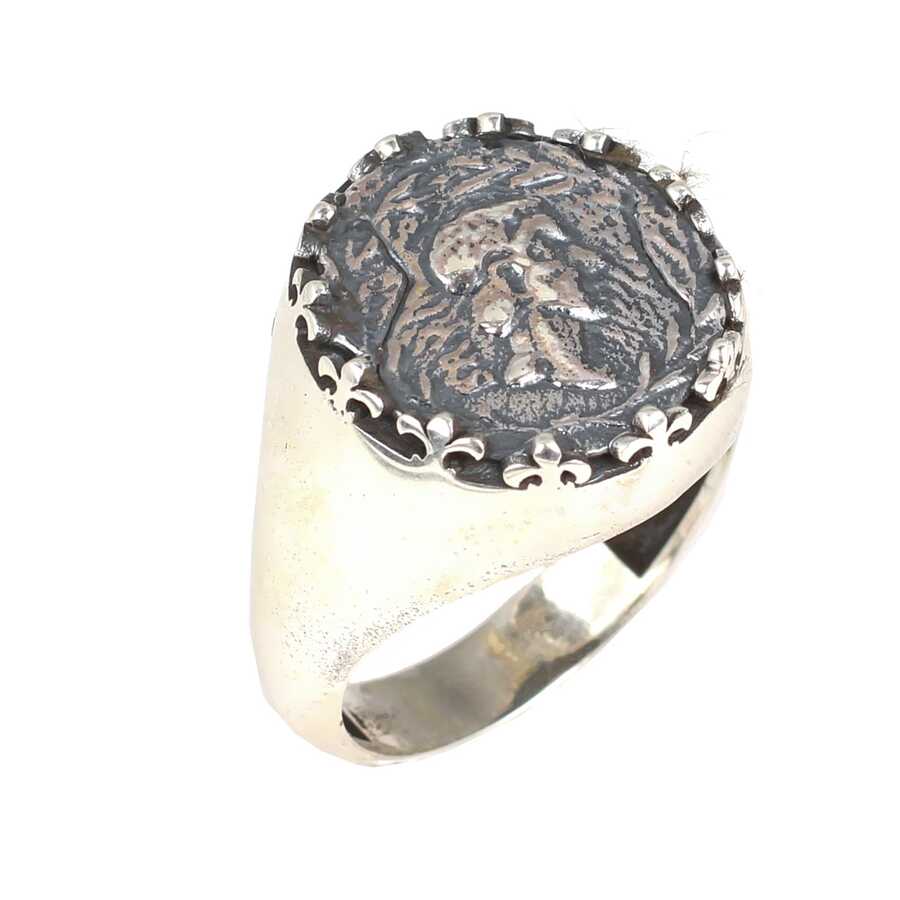 925 Sterling Silver Polished Round Top Caesar Style Ring