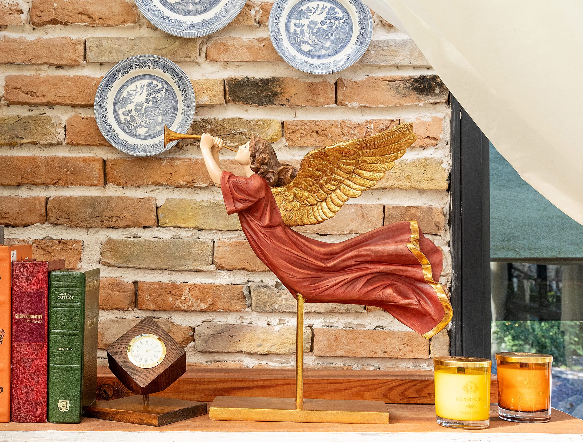 Vivienne Decorative Figurine - Elegant Home Decor Accent