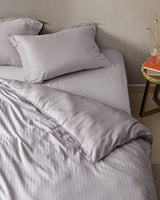 Elicia King Size Striped Sateen Bedding Set