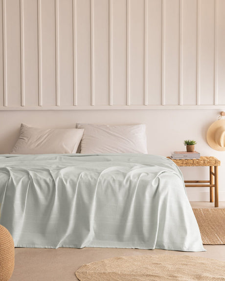 Mathilda Single 100% Cotton Pique Lightweight Blanket