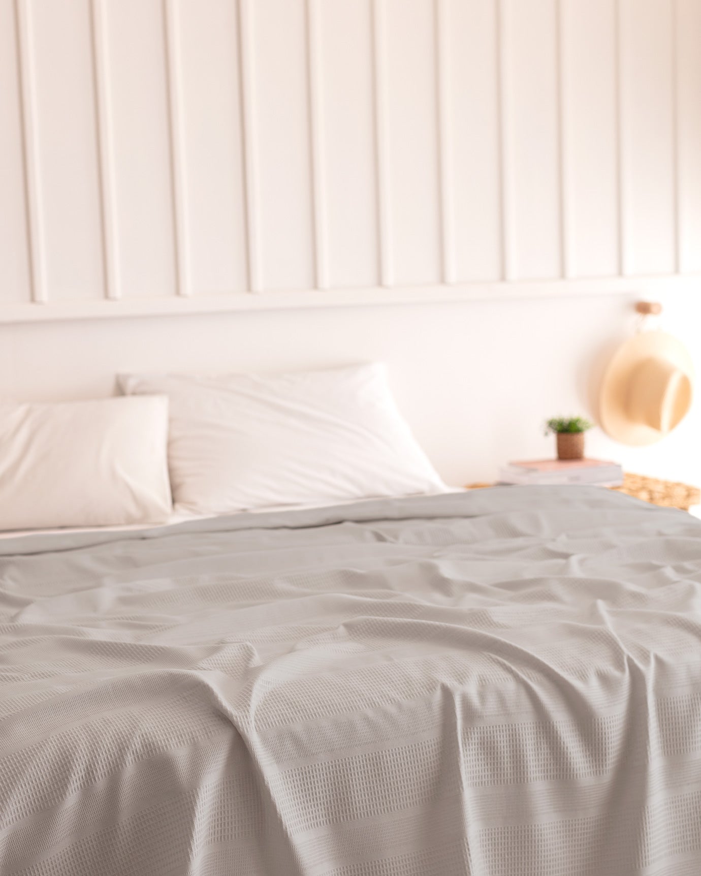 100% Cotton Double Pique Bedspread - Carded Flat Weave