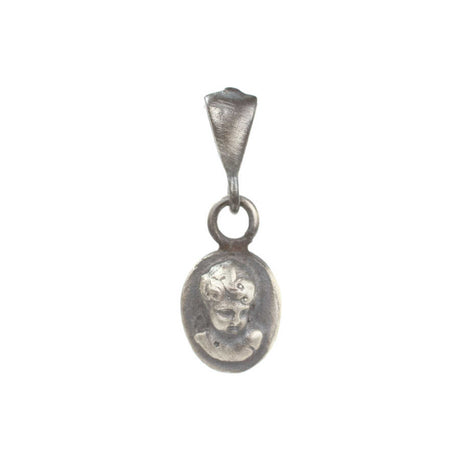925 Sterling Silver Elizabeth Figure Oval Medallion Necklace Pendant