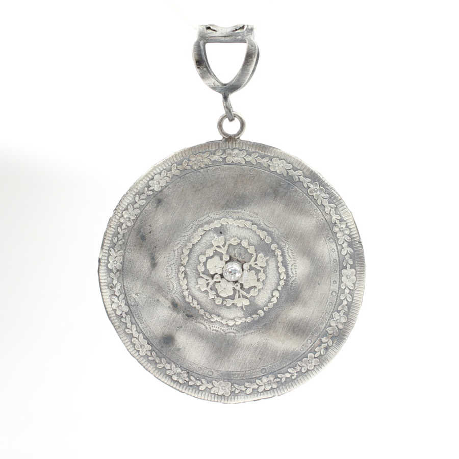 925 Sterling Silver Clover Garden Zircon Medallion Pendant