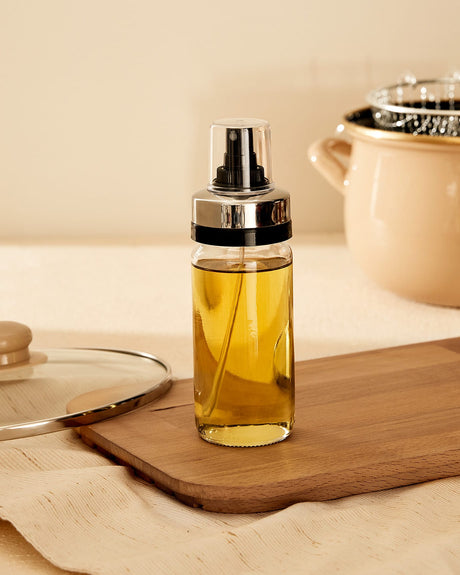 Clear Glass Spray Oil Dispenser - Modern Kitchen Essential