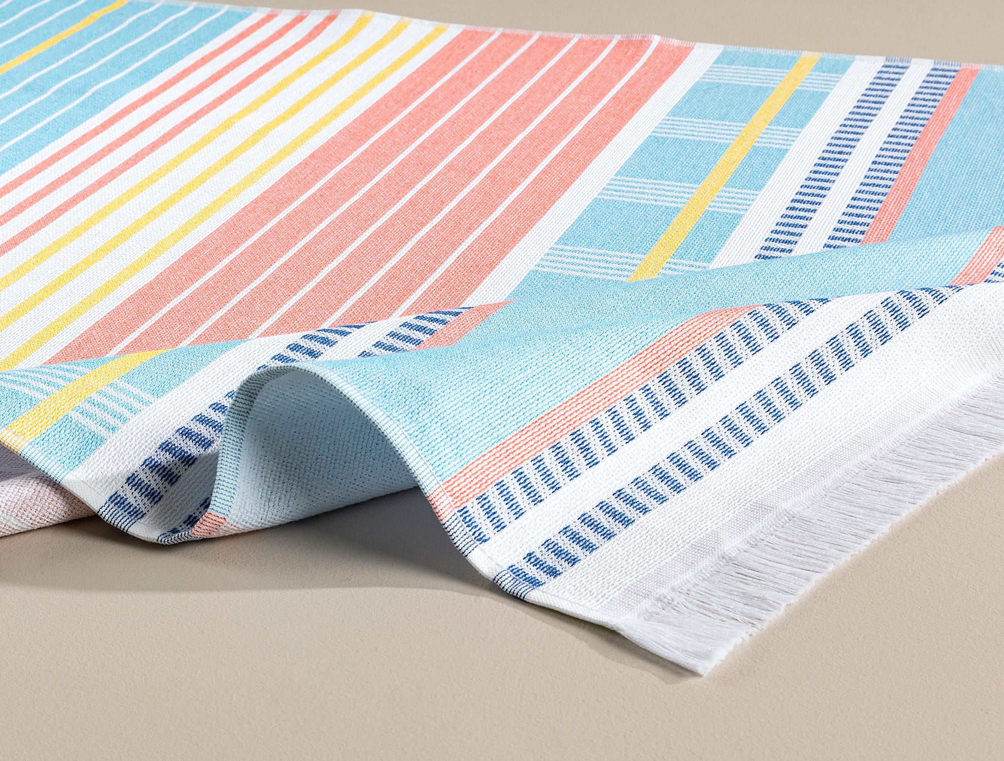 Marc Design Quick Dry Beach Towel - Soft & Absorbent Pool Essential