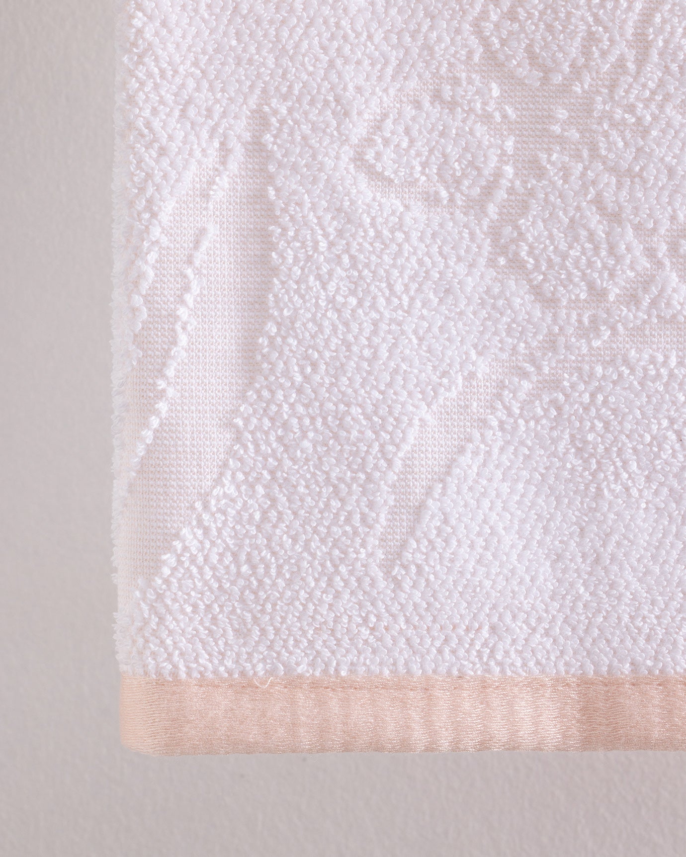 Opale Cotton Face Towel - Soft Absorbent Bathroom Towel - Powder Pink