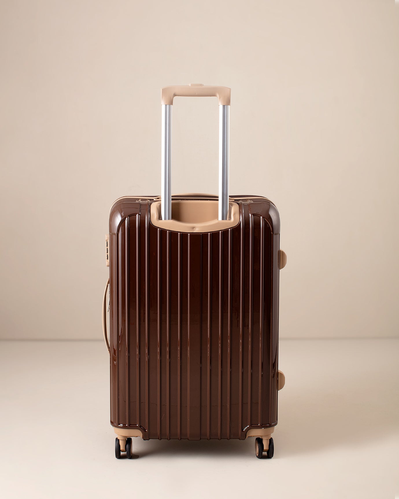 Polycarbonate Medium-Sized Suitcase - Durable Travel Companion