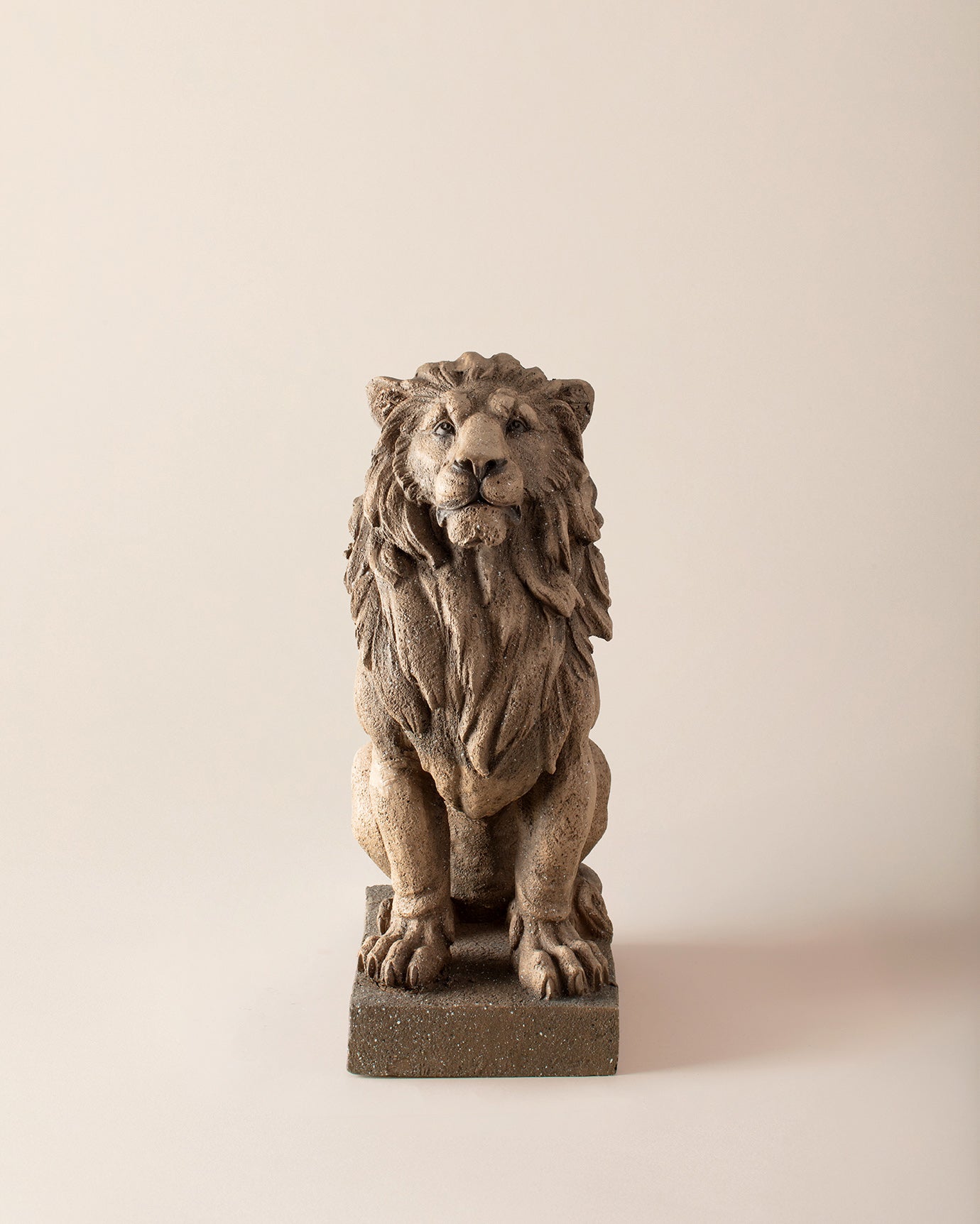 Mgo Composite Pierre Bust - Elegant Artistic Home Sculpture