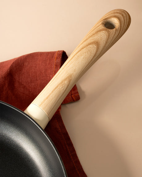 28cm White Nonstick Frying Pan Skillet - Durable Cookware
