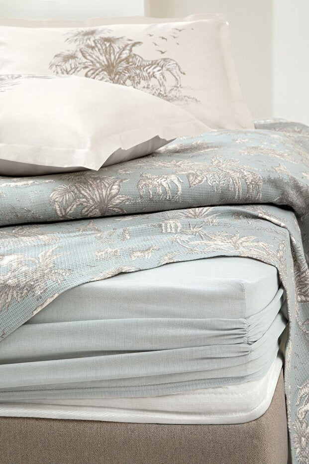Aster Double Pique Set - Sage Green Safari Print Bedding