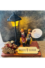 Romantic Couple Figurine with Light-Up Lamppost - Personalized Gift