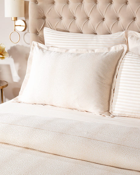 Jacquard Sateen Queen Bedding Set - Gold