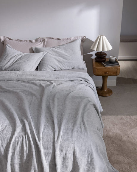 Feolette Full/Queen Bedspread - Quilted Bed Cover