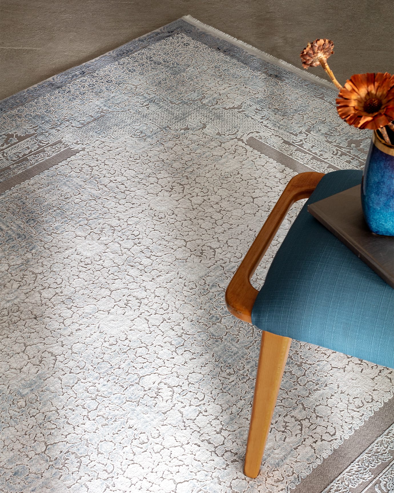 Brantes Modern Abstract Area Rug - Soft Indoor Floor Decor
