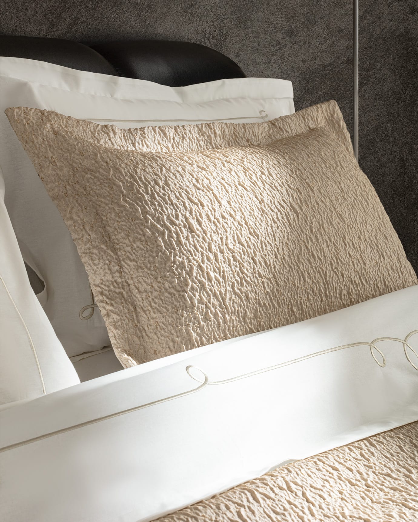 Cotton Blend 7-Piece Bedding Set - Gold Accent