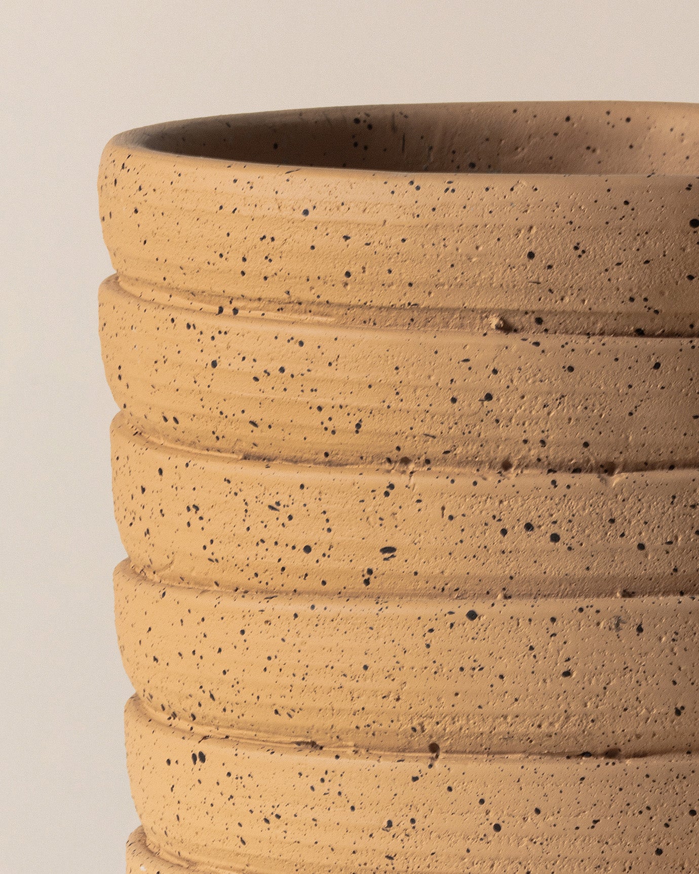 Cement Planter - Modern Minimalist Style for Indoor Greenery
