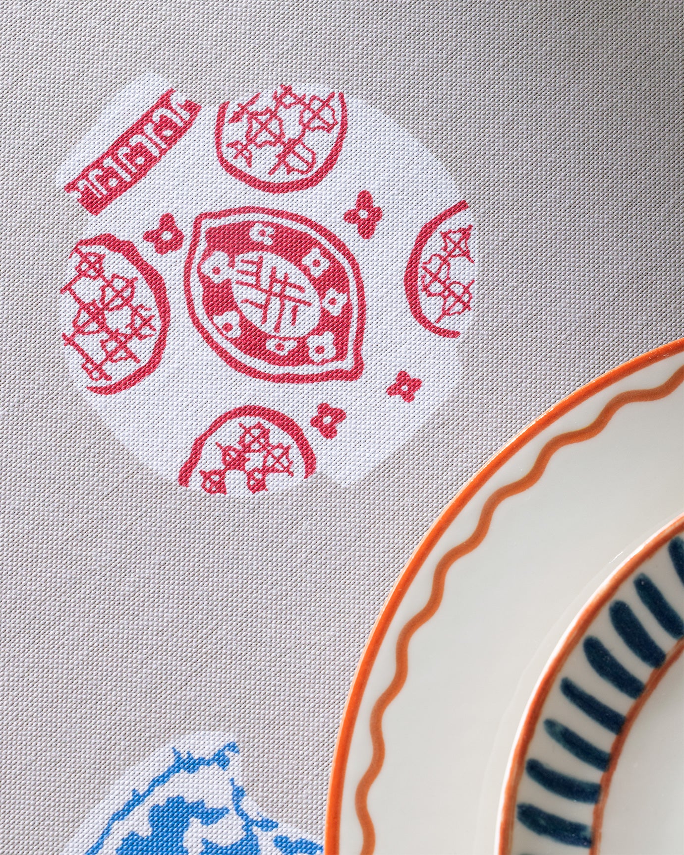 Polycotton Tablecloth - Rosanel Collection for Elegant Dining