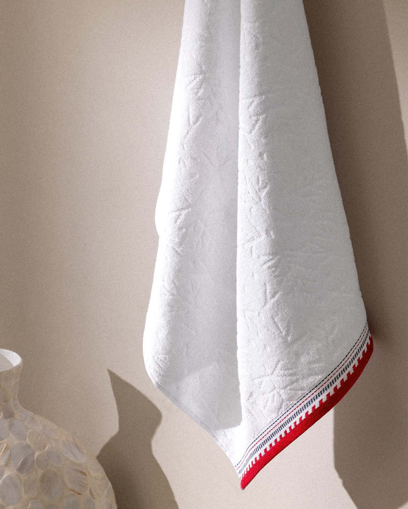 Perle 100% Cotton Luxurious Bath Towel
