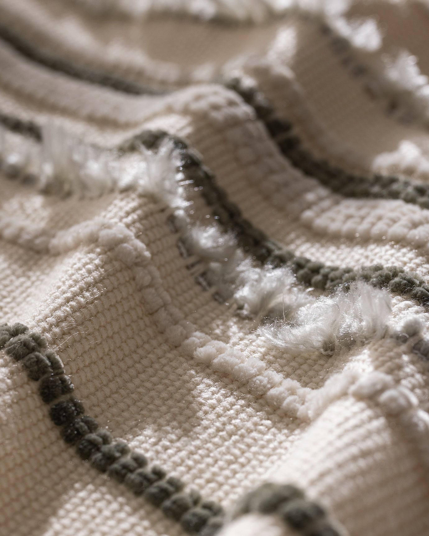 Cozy Acrylic-Polyester Double Bedspread - Ecru Earth Two-Tone Design
