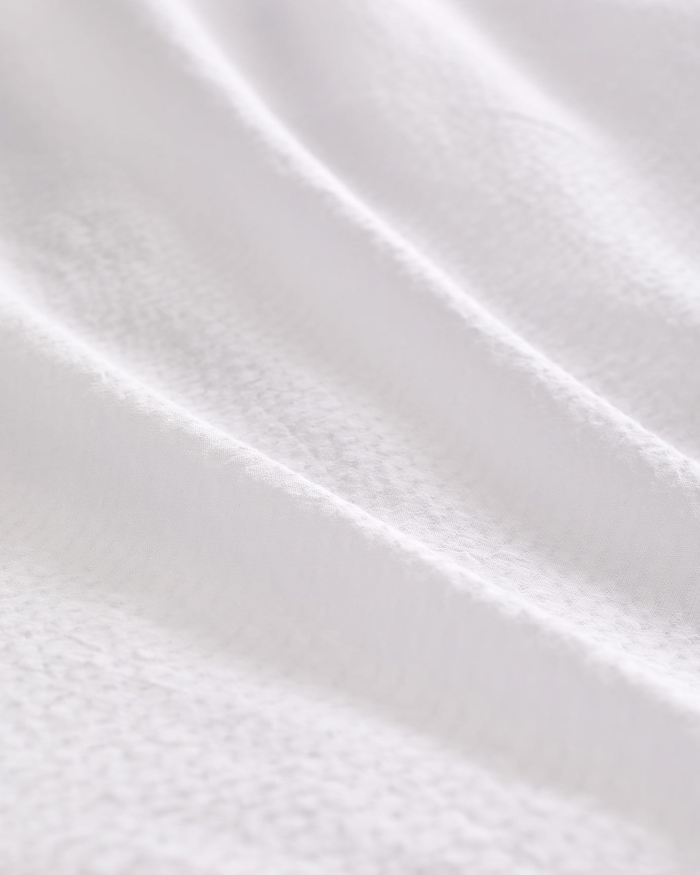 Linda Double Embroidered Washed Seersucker Duvet Cover Set