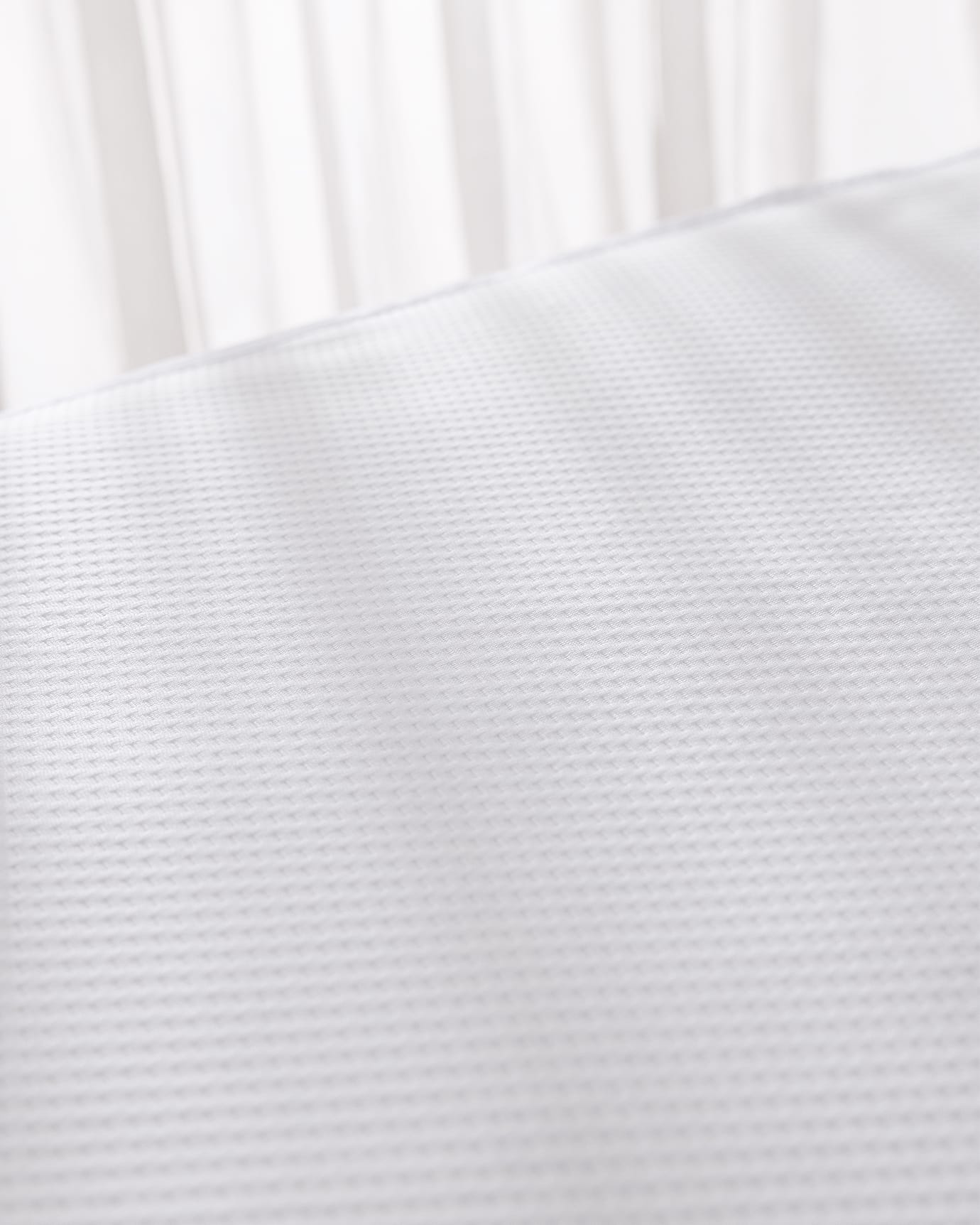 Waterproof Fitted Mattress Protector - Queen Size Bed Protection Pad
