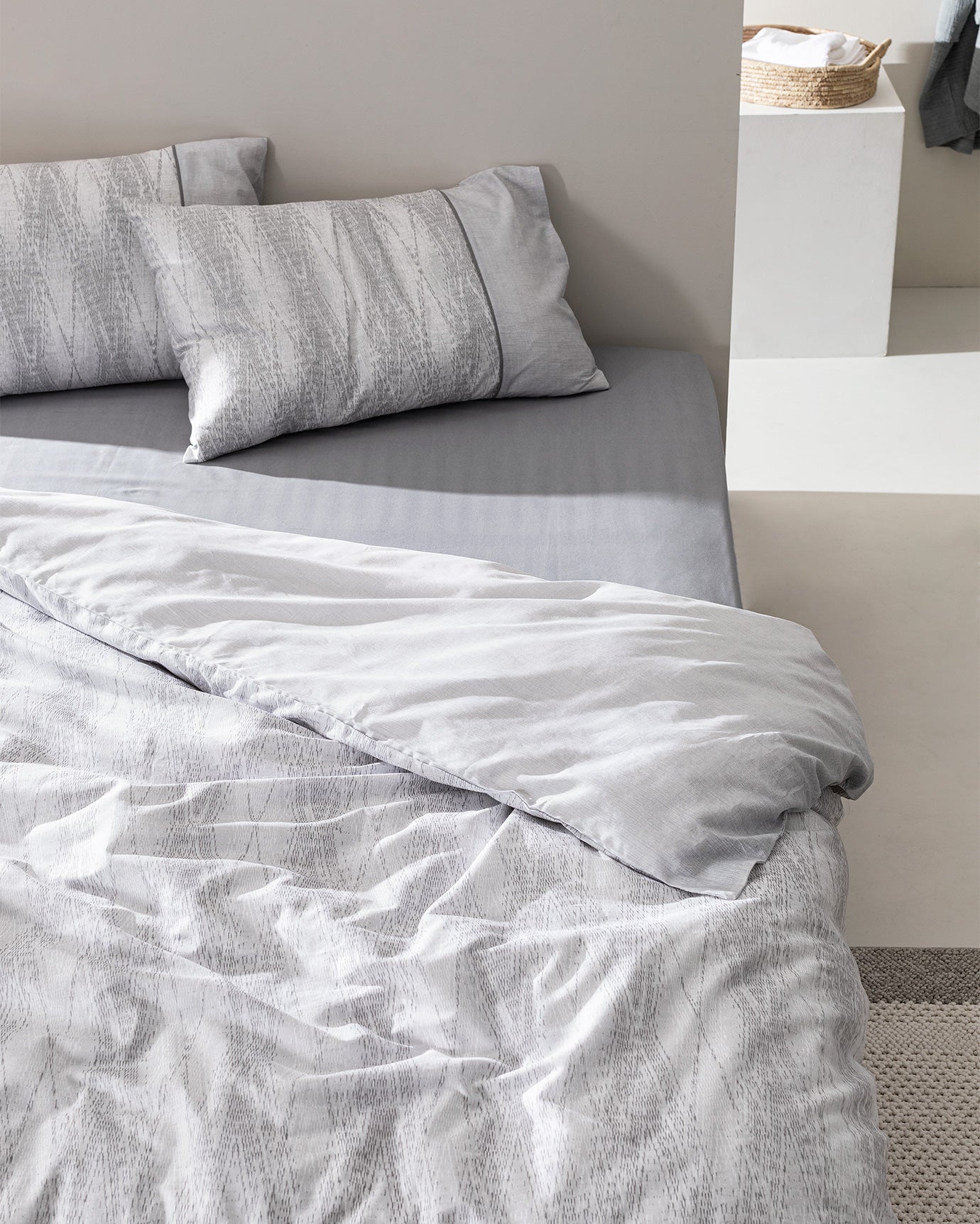 Agate King Size 100% Cotton Crepe Printed Bedding Set