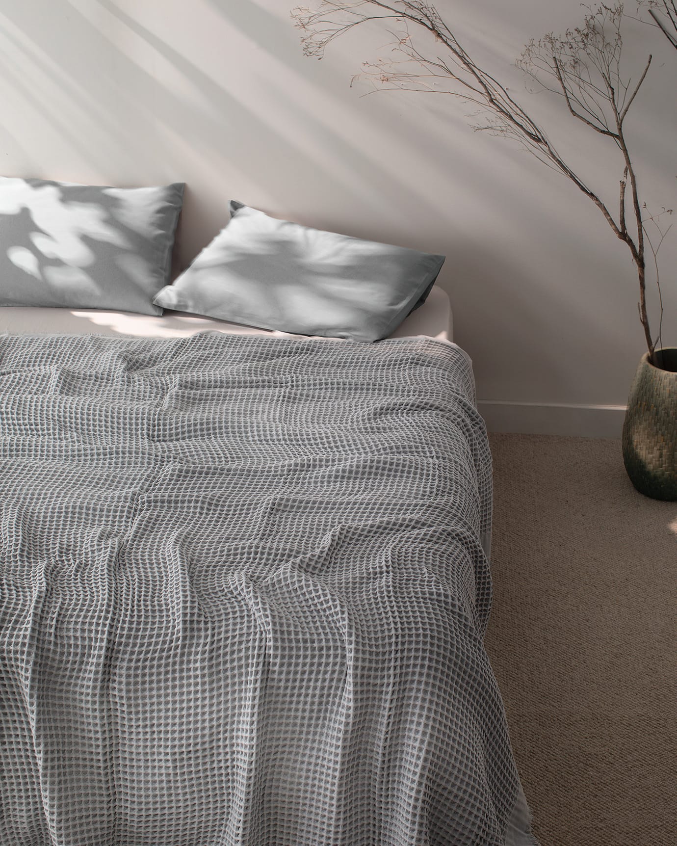 100% Cotton Double Bedspread - Modern Grey Design