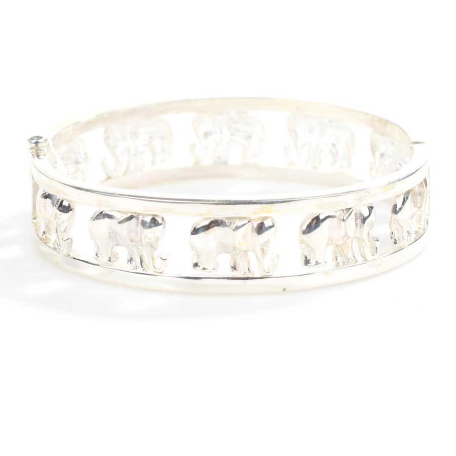 Náramek ze stříbra s motivem slona – originální design divoké přírody