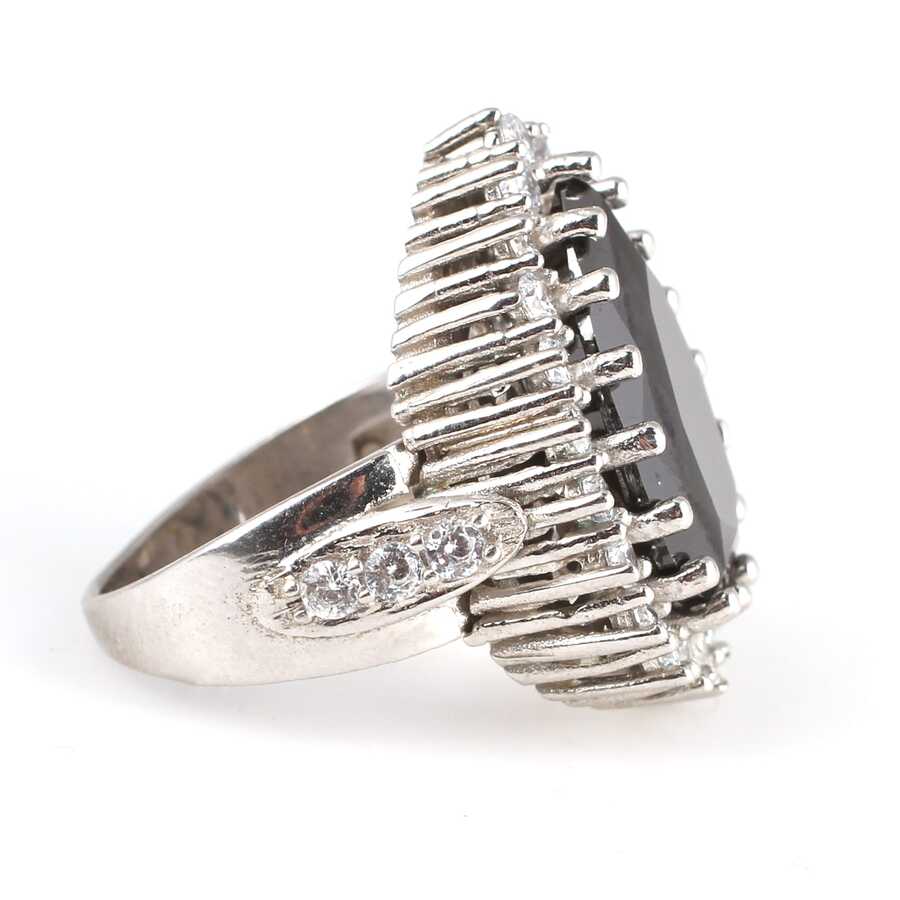 Premium 925 Sterling Silver Teardrop Onyx Antourage Ring