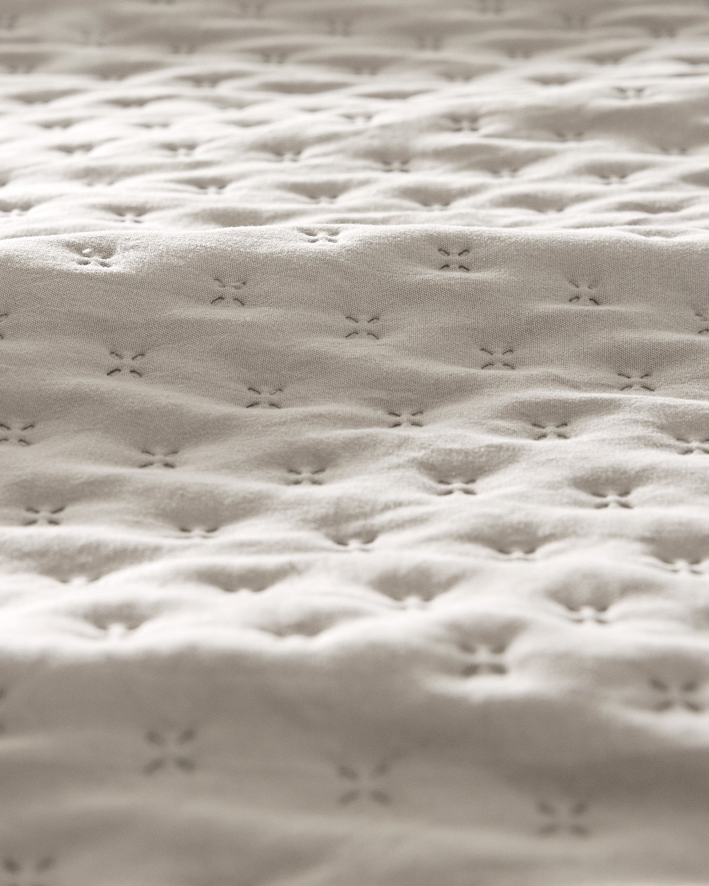 Rennes Double Bedspread - Elegant Quilted Bed Cover