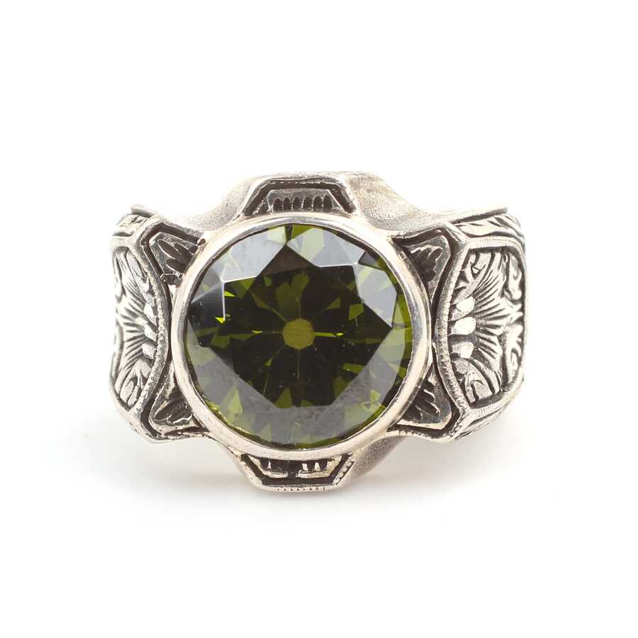 925 Sterling Silver Peridot Men's Ring - Hand-Engraved Design