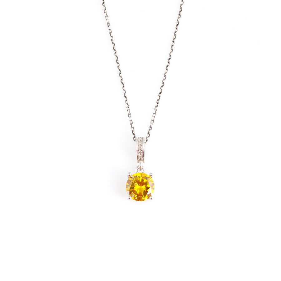 Collar colgante solitario redondo de circonio amarillo en plata de ley 925