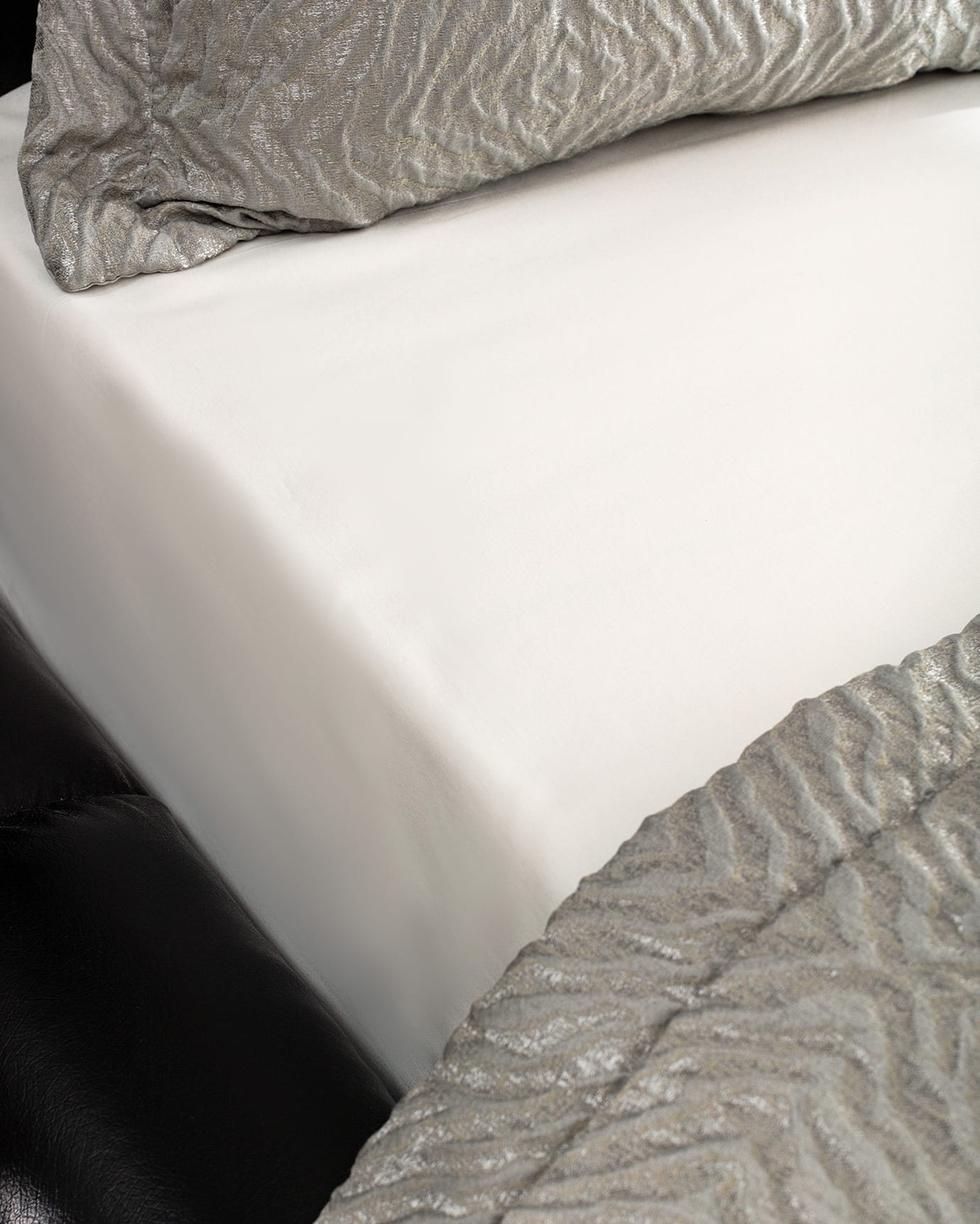 Vence 8 Piece Full/Queen Luxury Bedding Set - Complete Home Ensemble
