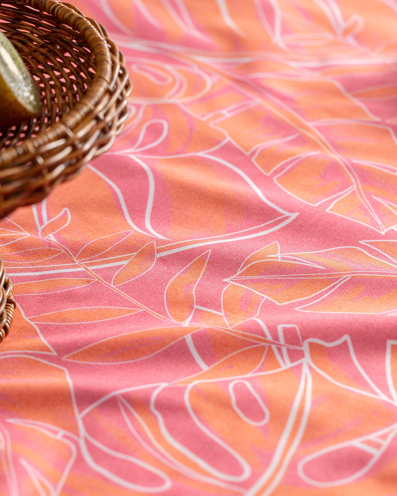 Polycotton Tablecloth | Durable & Washable Dining Room Decor